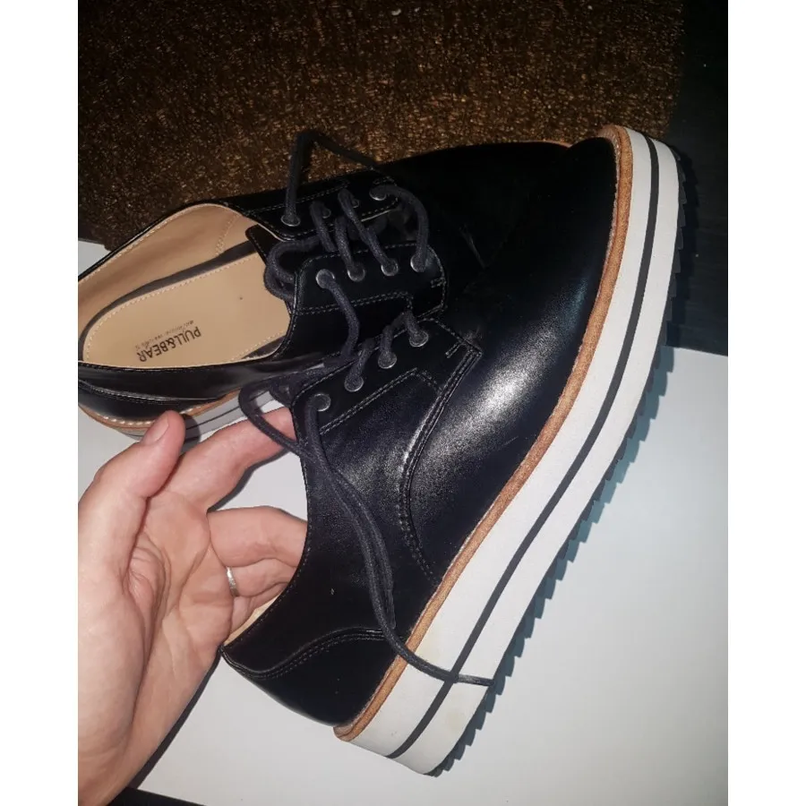 کفش چرم pull&bear