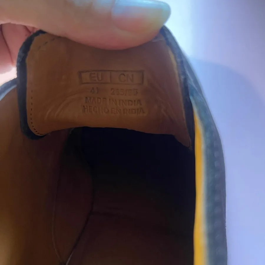 کفش مردانه Massimo Dutti