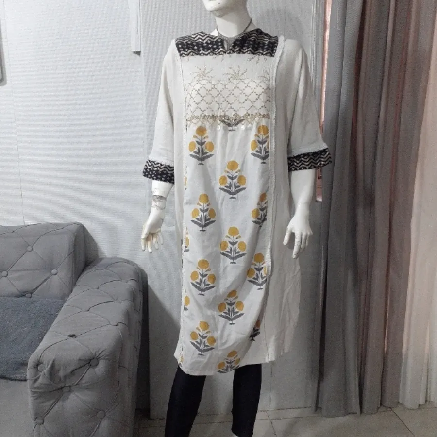 پیراهن ساحلی