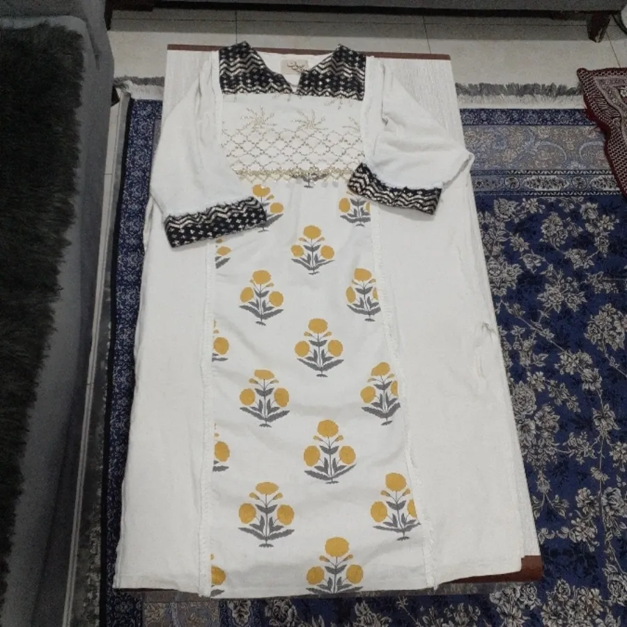 پیراهن ساحلی