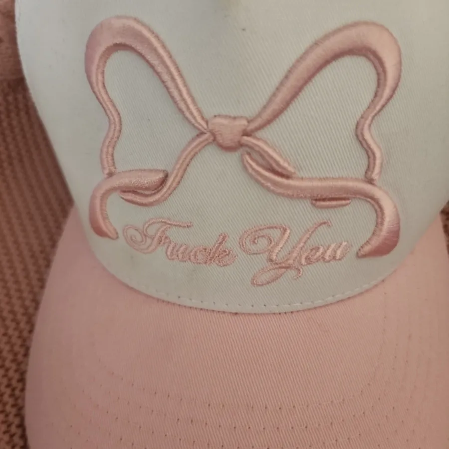 کلاه اروپایی pink&white