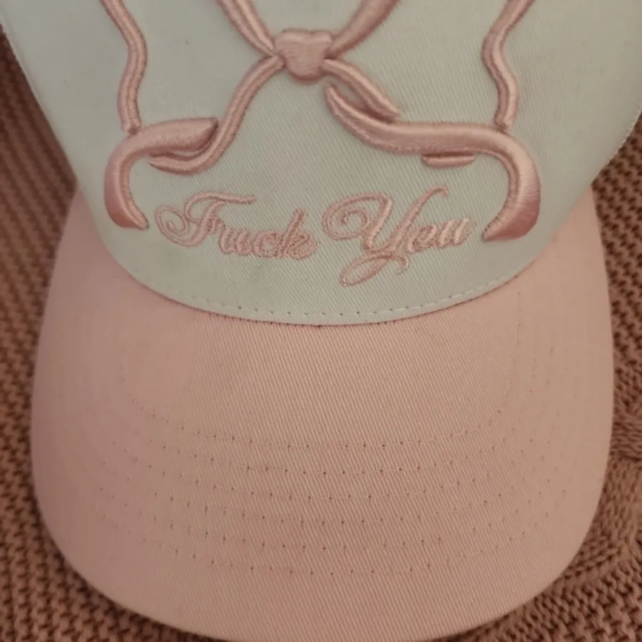 کلاه اروپایی pink&white