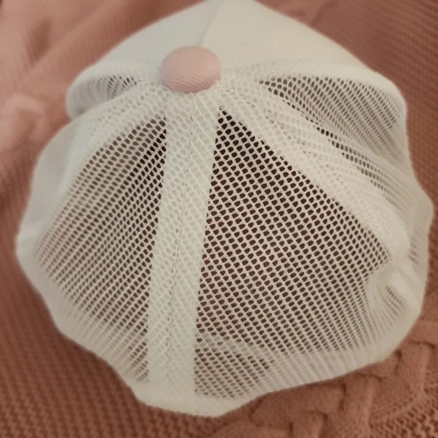 کلاه اروپایی pink&white
