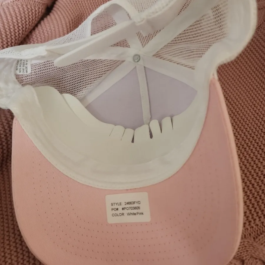 کلاه اروپایی pink&white