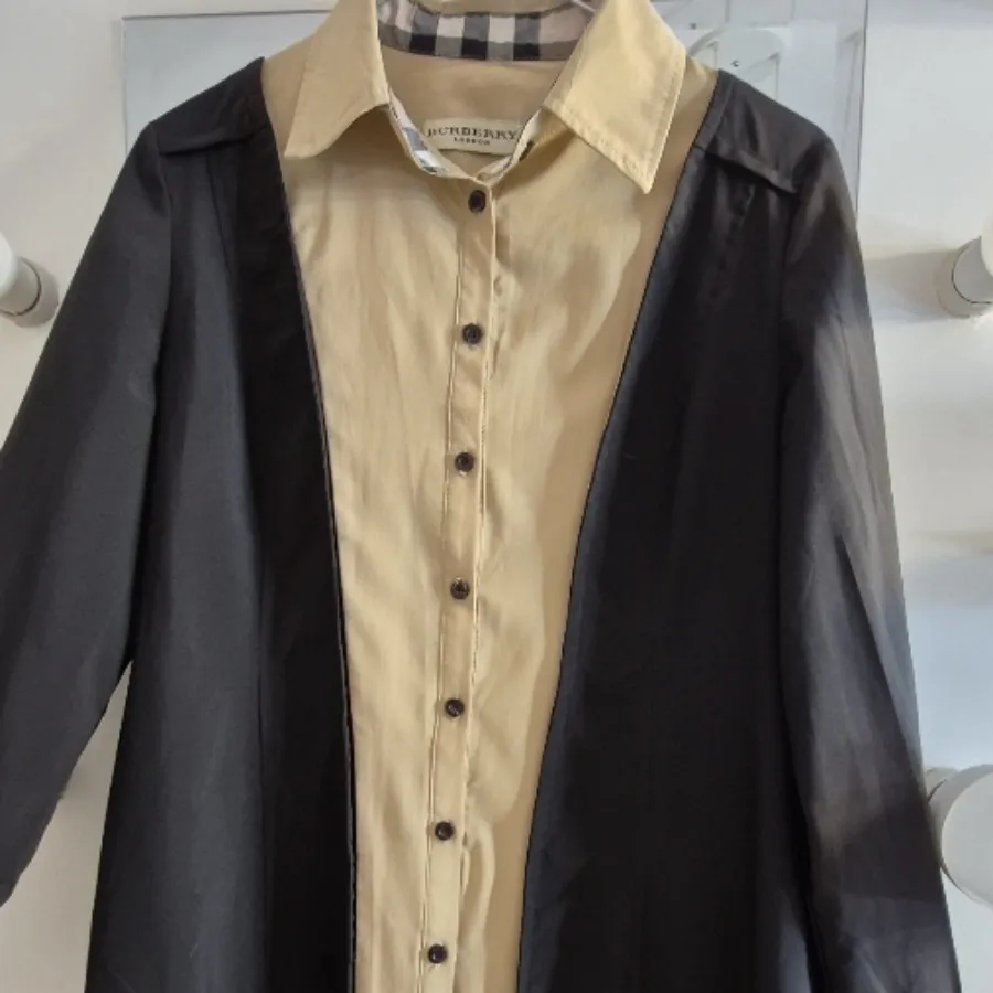 مانتو برند burberry