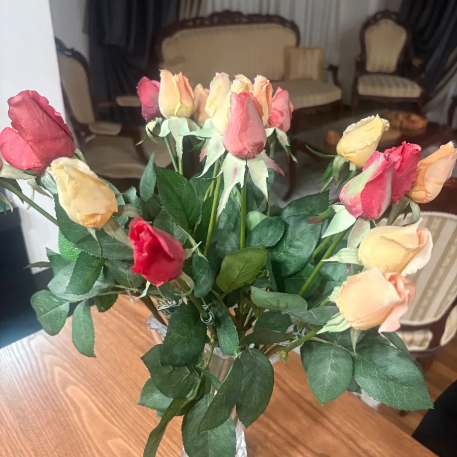 گل رز مصنوعی