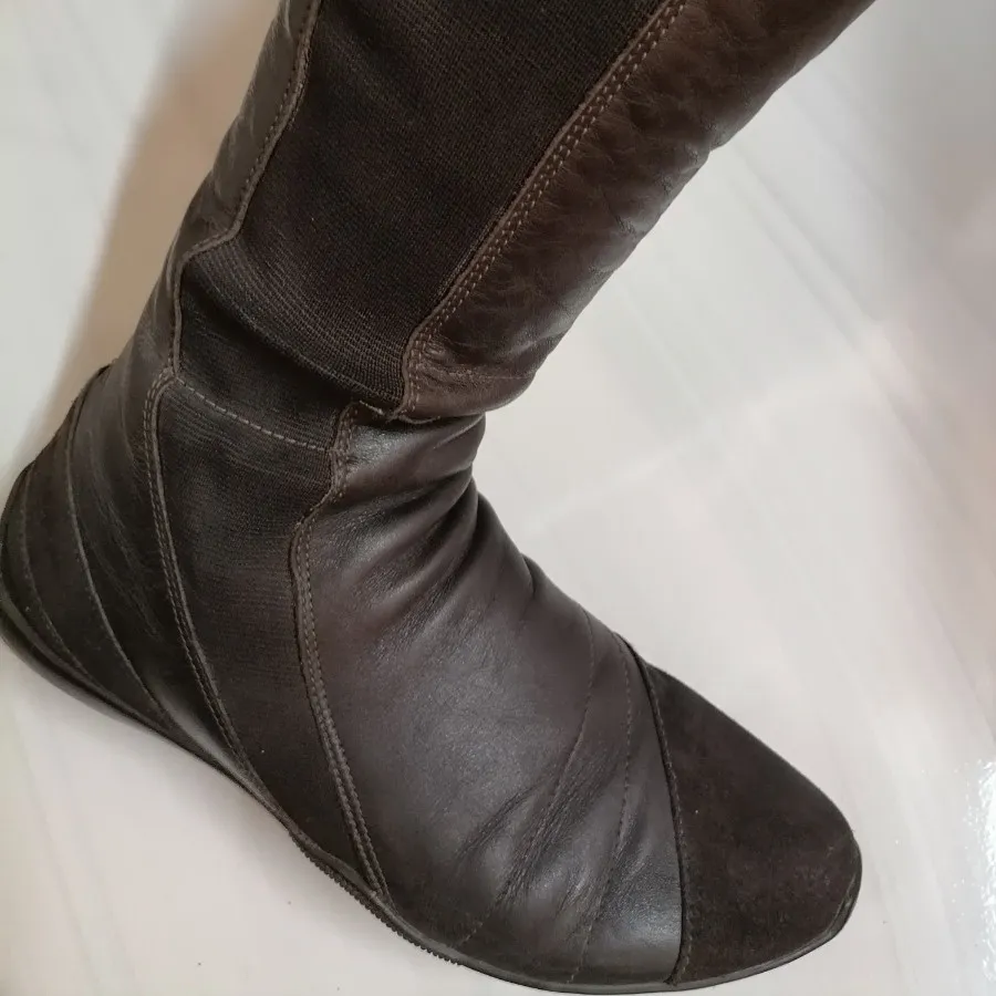 بوت زنانه