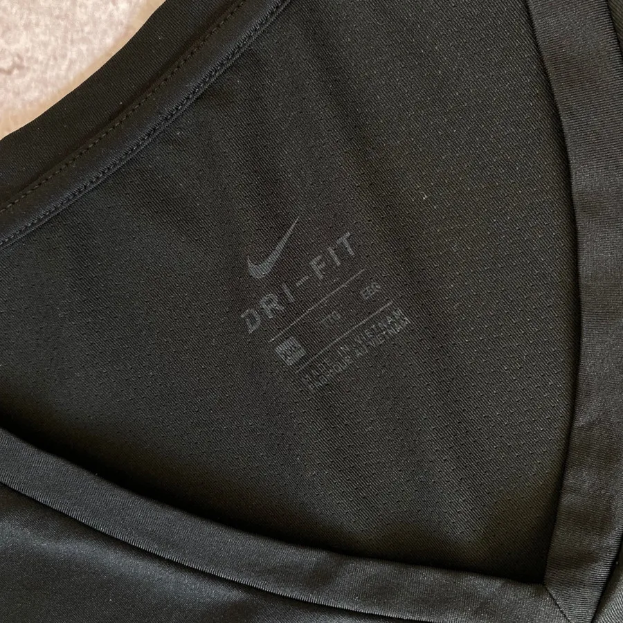تیشرت ورزشی نایکی nike