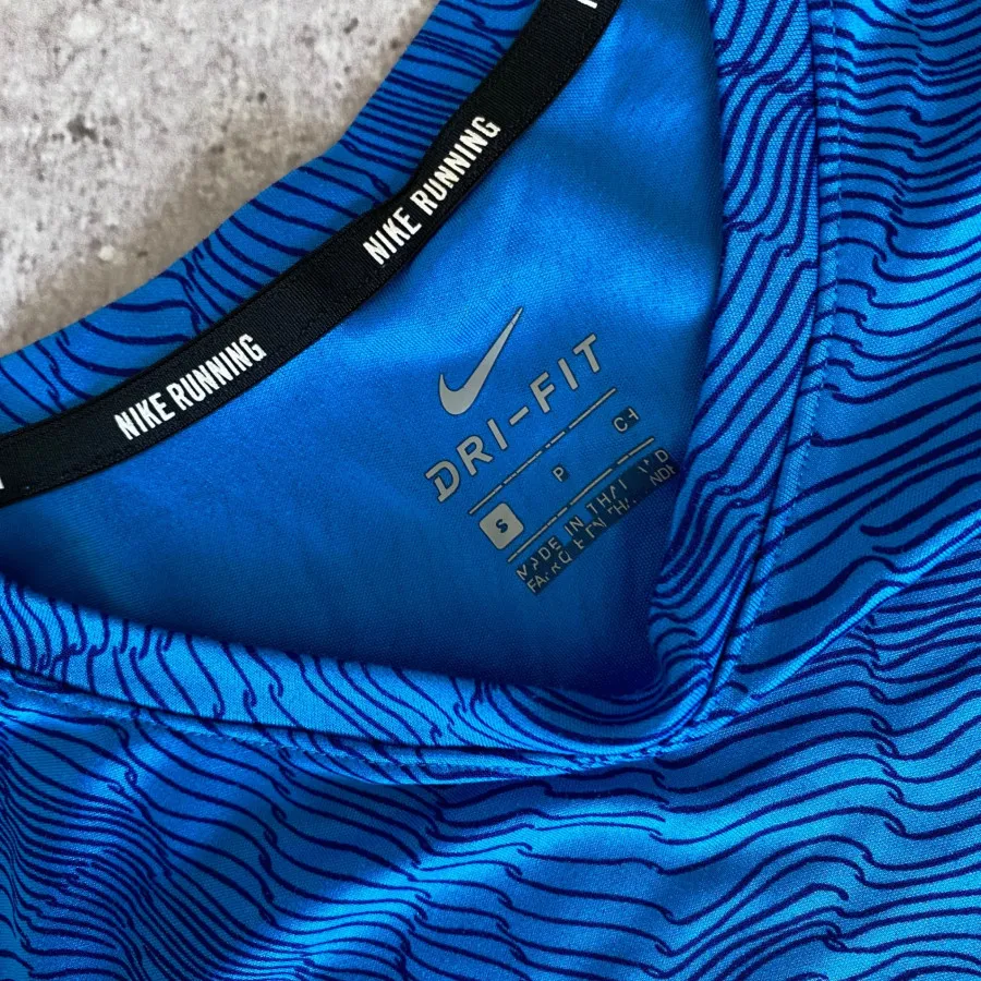 تیشرت ورزشی نایکی nike