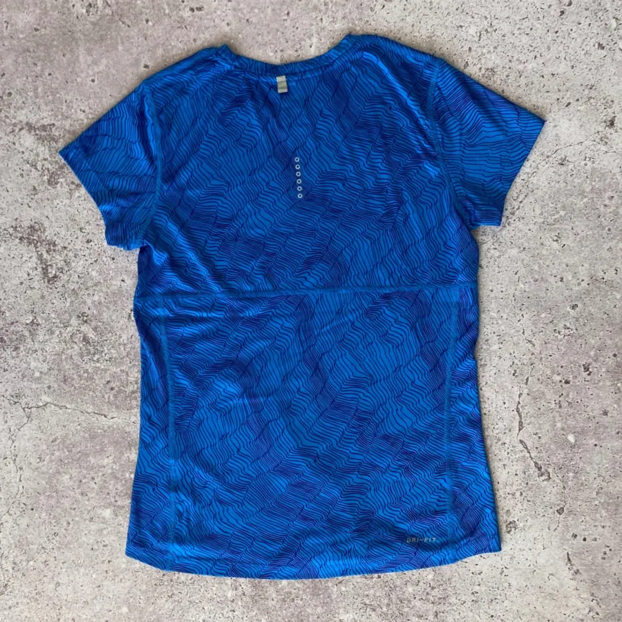 تیشرت ورزشی نایکی nike