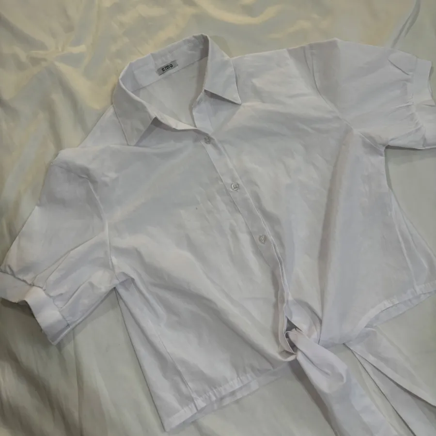 بلوز گره ای