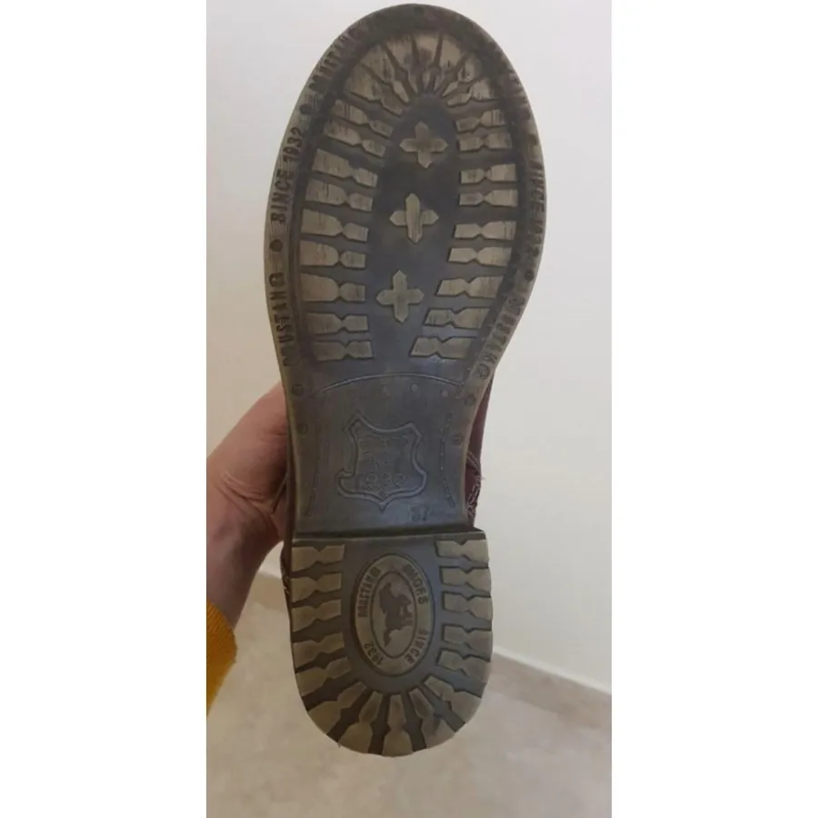 بوت آلمانی 37