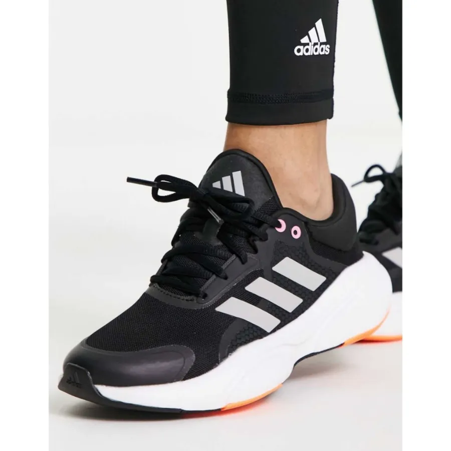 کتونی adidas
