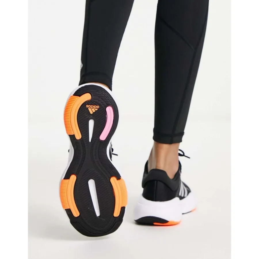 کتونی adidas