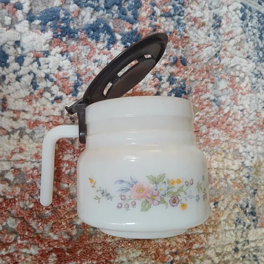 قوری لومینارک قدیمی