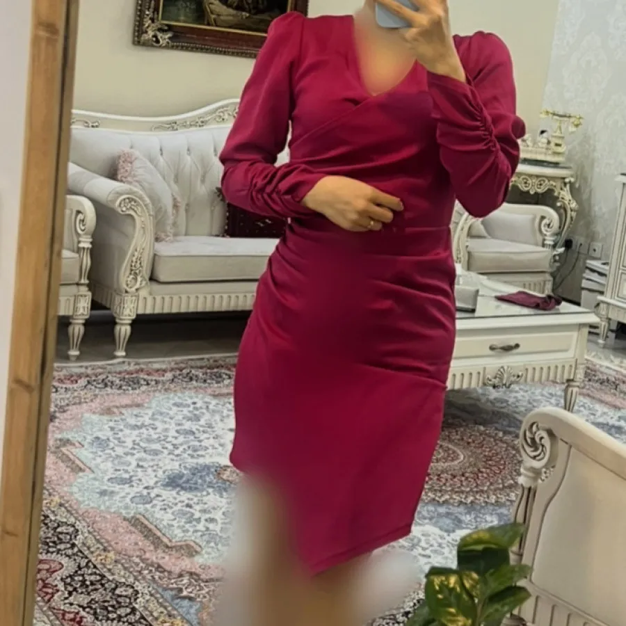 پیراهن سرخابی