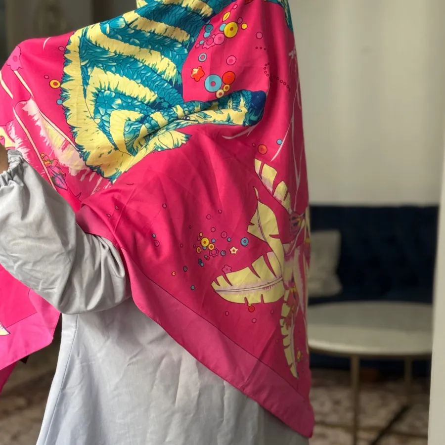 روسری ابریشم قواره بزرگ