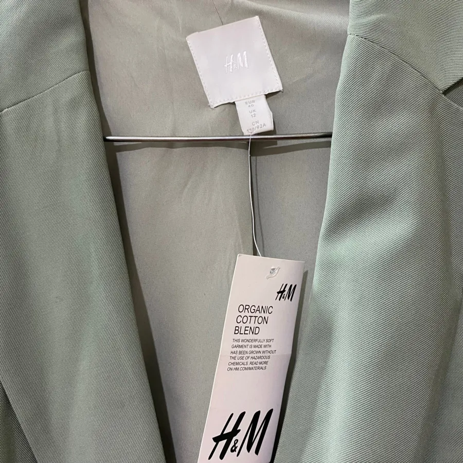 کت H&M سبز پاستلی