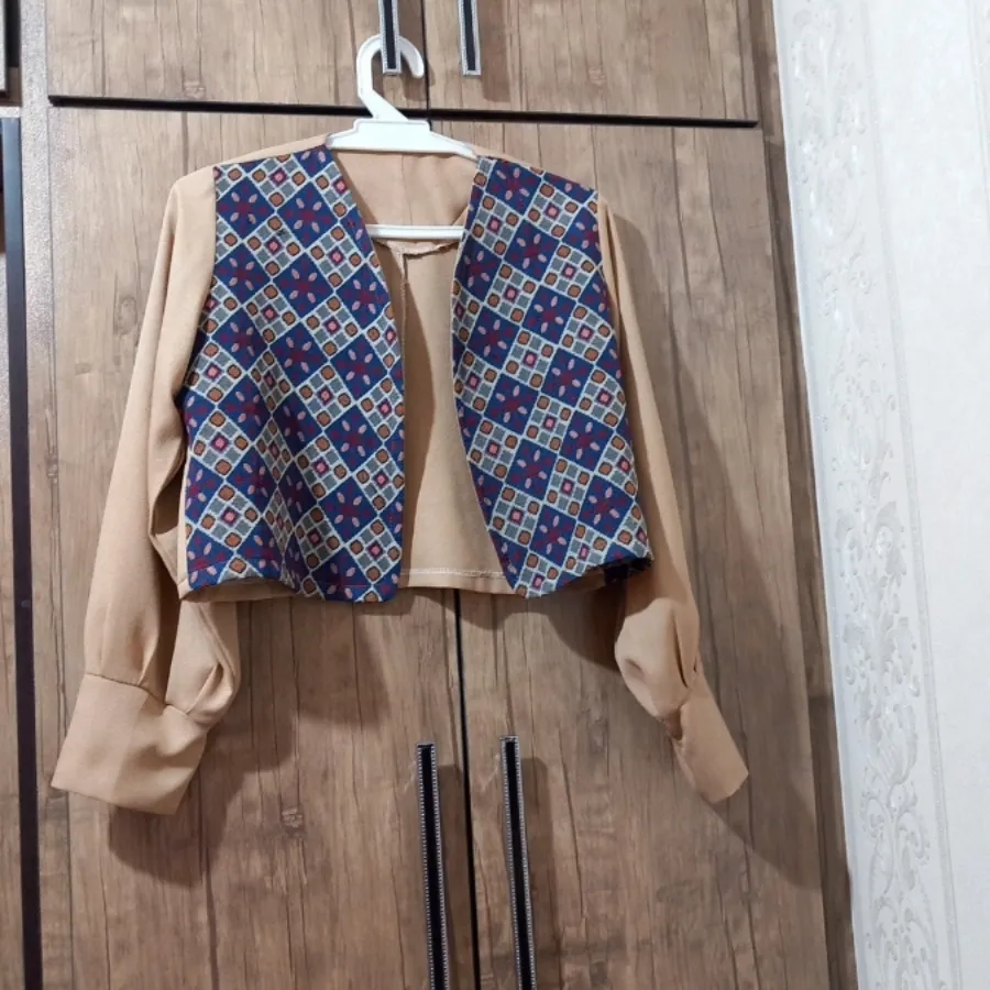 سارافون و کت سنتی