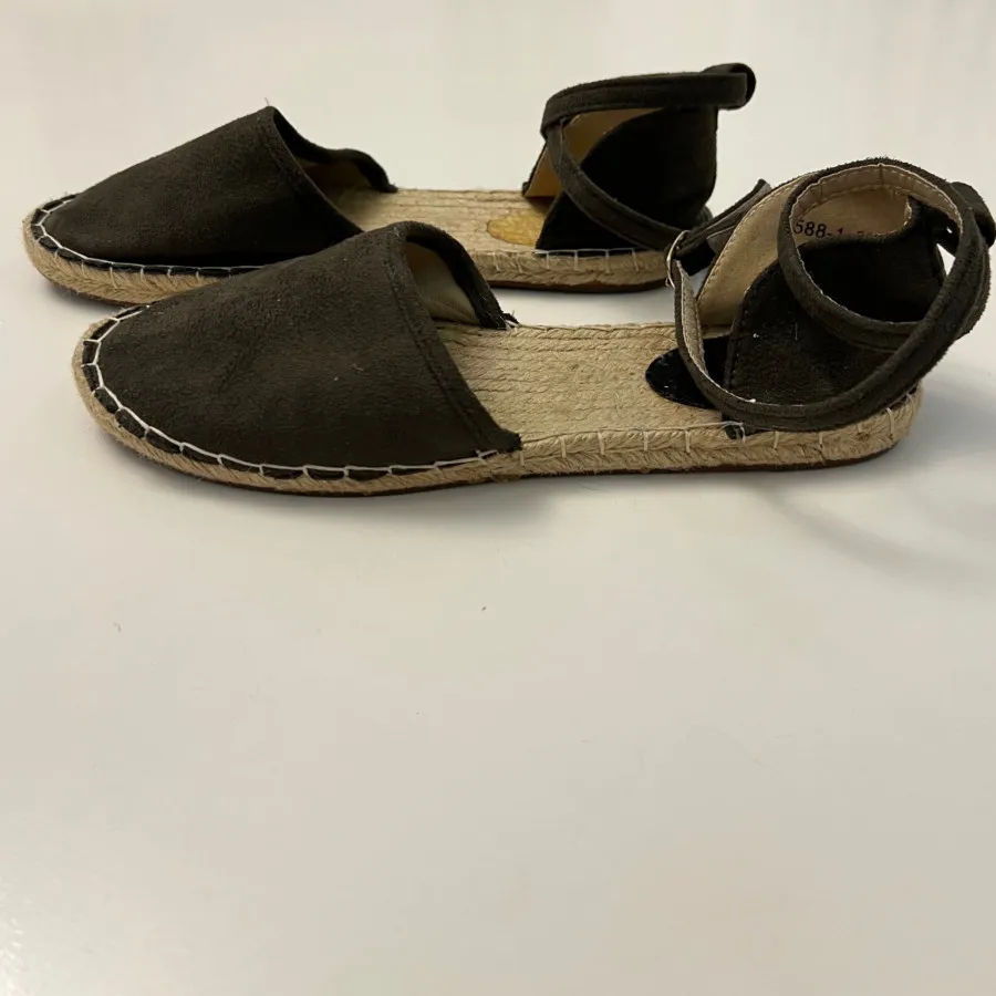کفش تخت