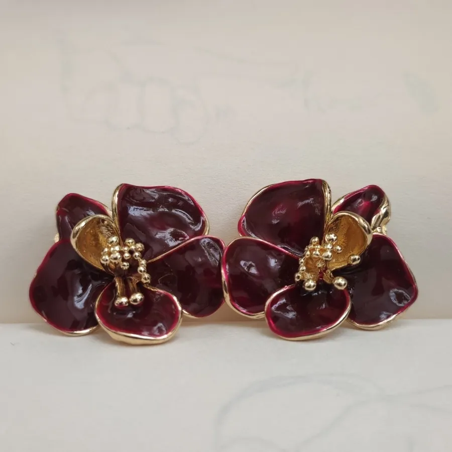 گوشواره گل چری