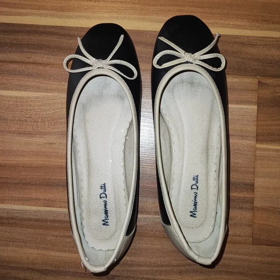 کفش مارک massimo Dutti اص