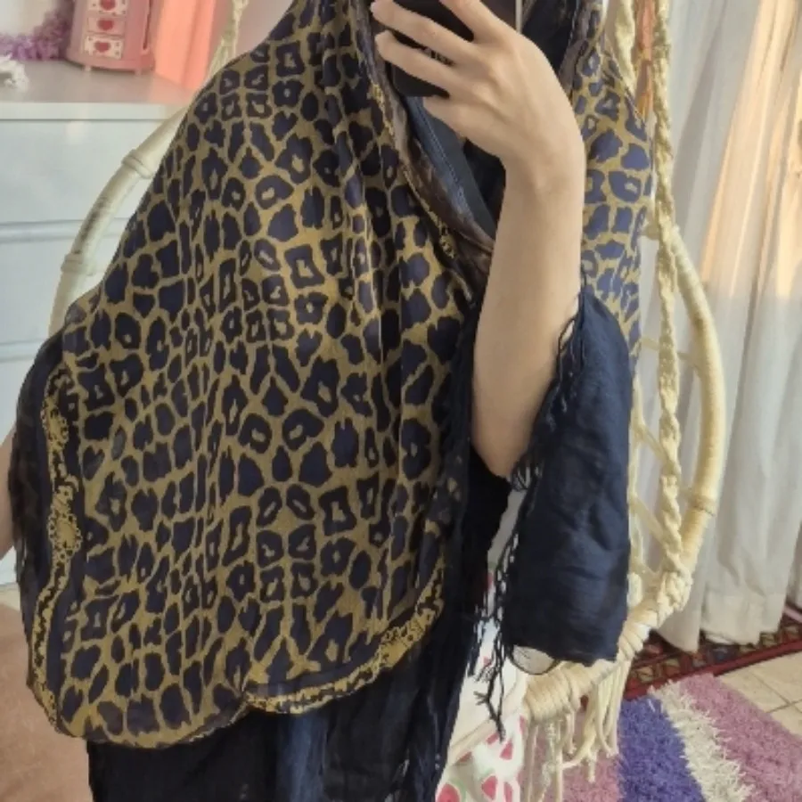 شال حریر نخی