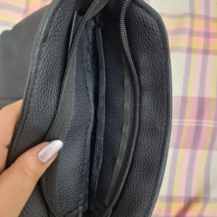 کیف چرم زنانه مشکی