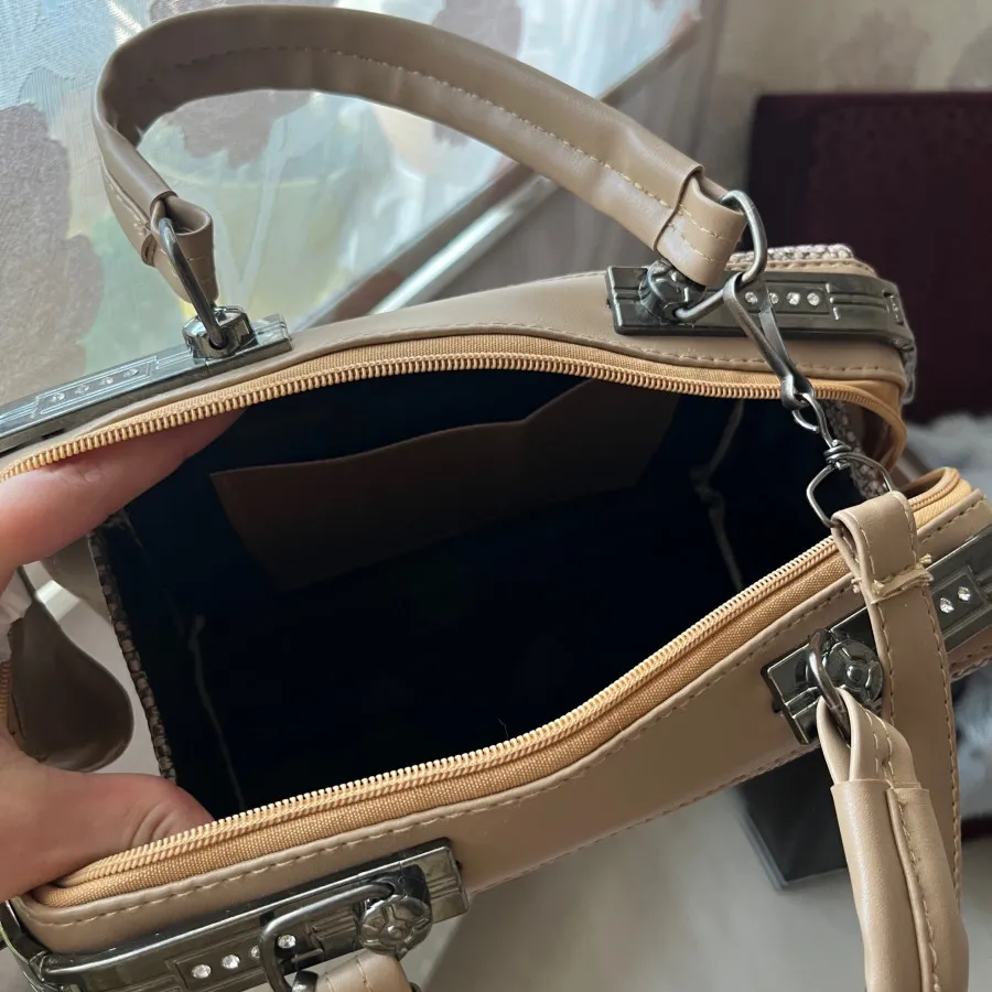 کیف زنانه