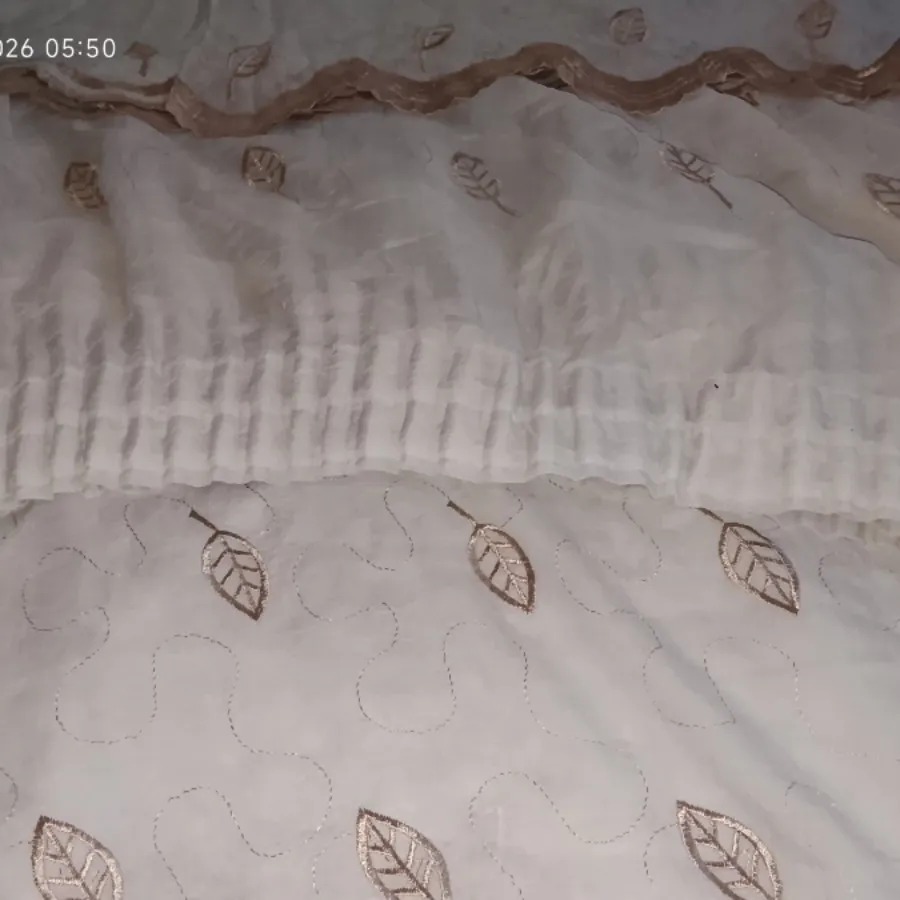 پرده آماده با نوار دوزی