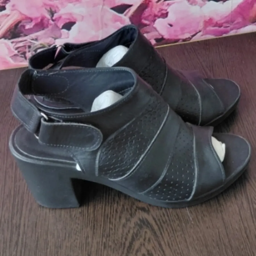 صندل زنانه