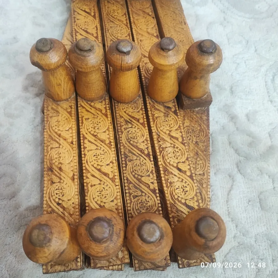 جالباسی تاشو چوبی قدیمی