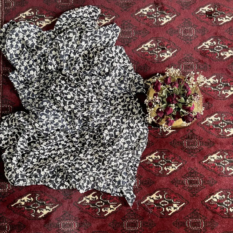 پارچه حریر گلدار