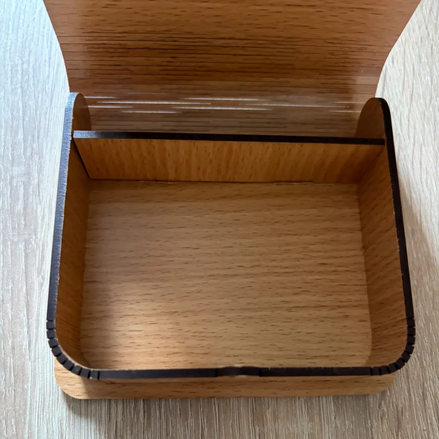 جعبه چوبی