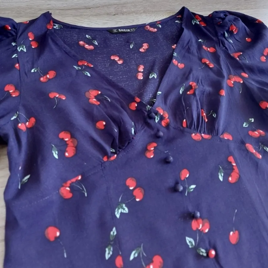 بلوز گیلاسی SHEIN