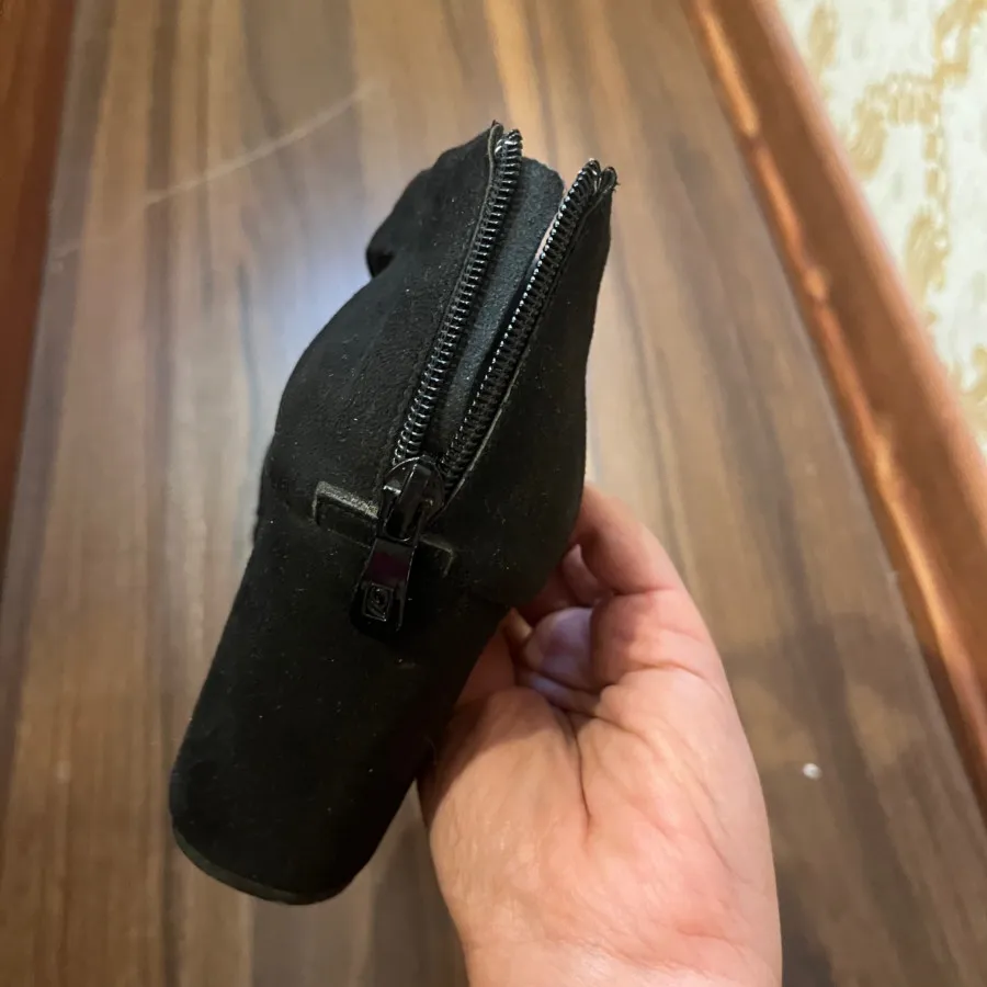 کیف و کفش جواهردوزی