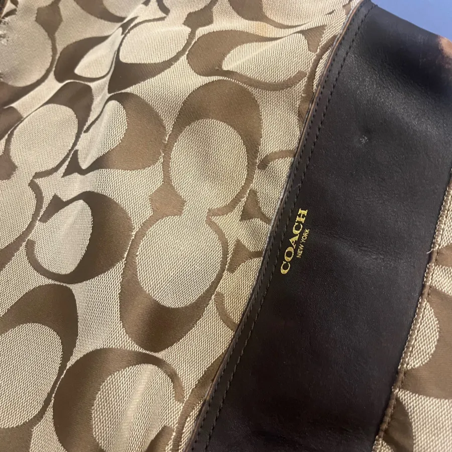 کیف Coach طرح سیگنیچر | ز
