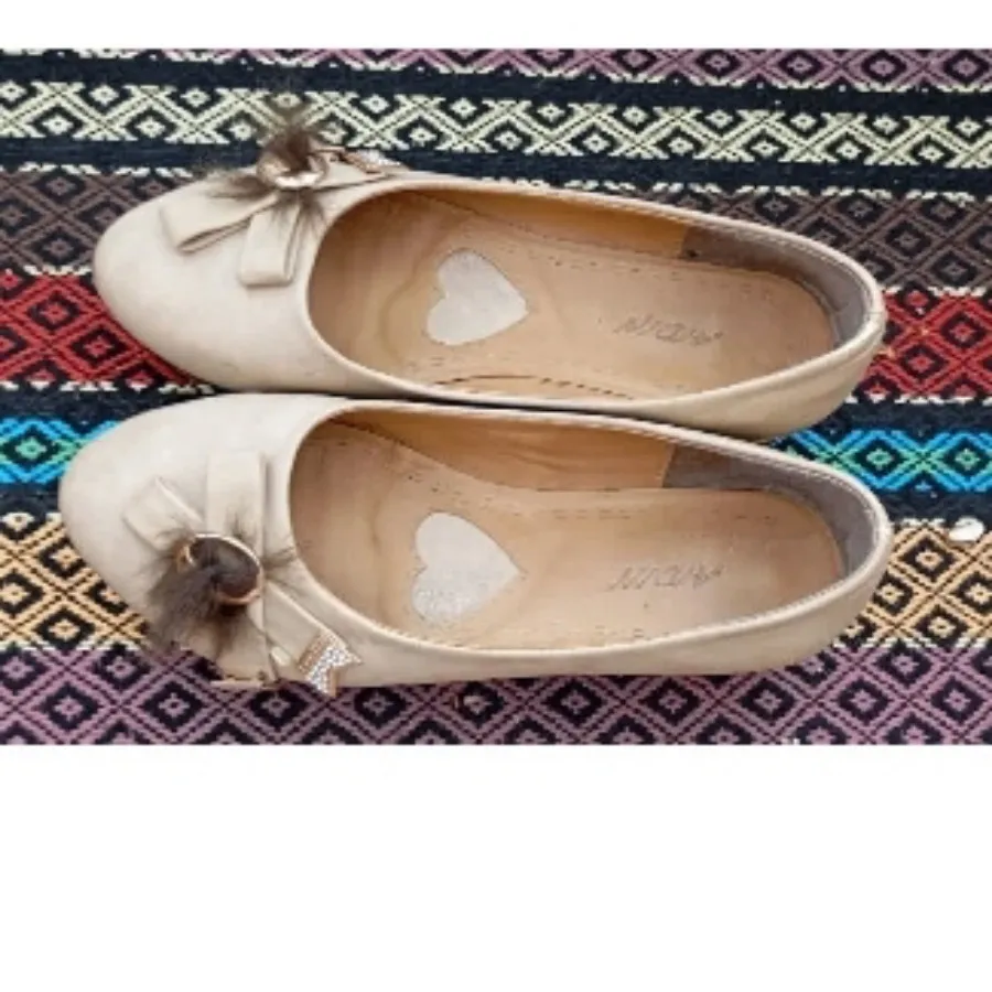 کفش چرم زنانه