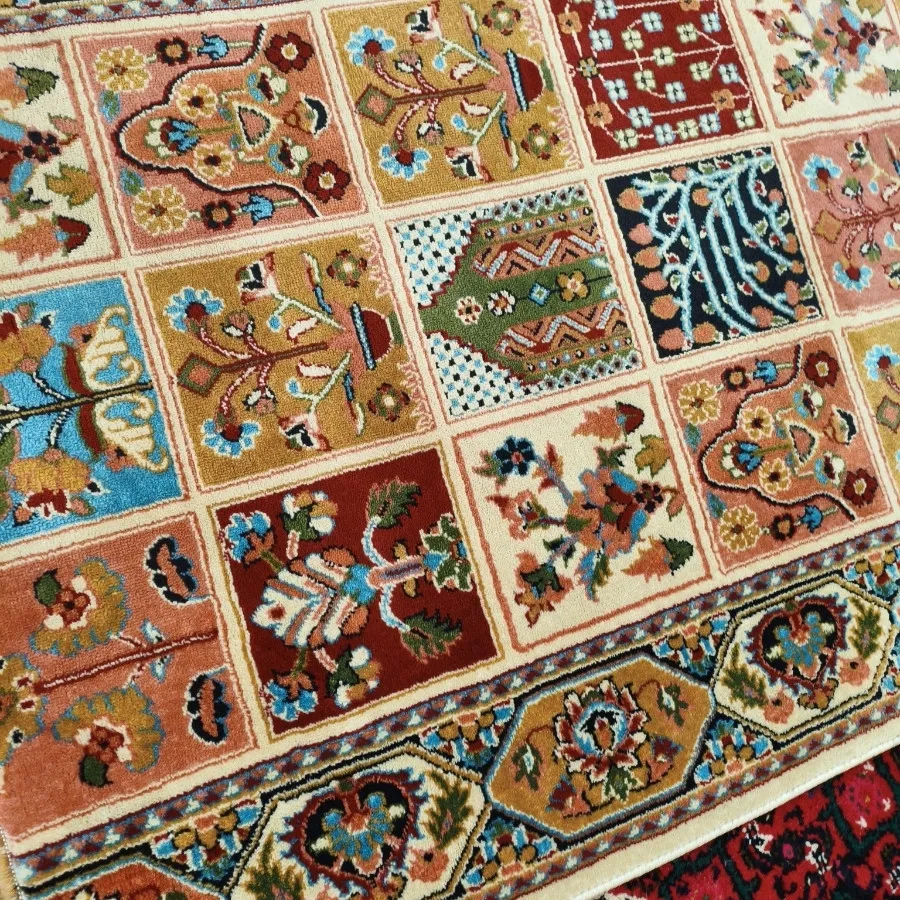 فرش سه متری  کناره