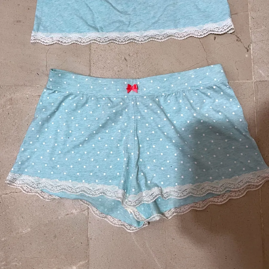 تاپ و شلوارک اسمارا