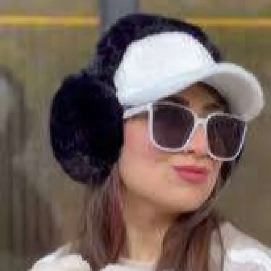 گوشگیر پوم پوم