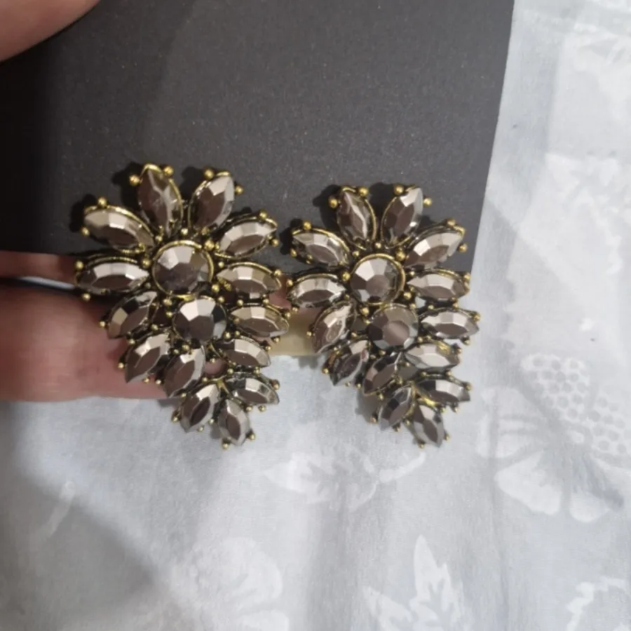 گوشواره جواهری شیک