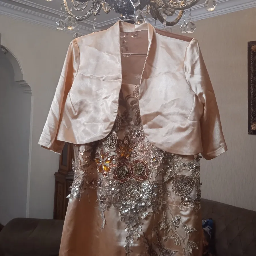 پیراهن مجلسی زنانه
