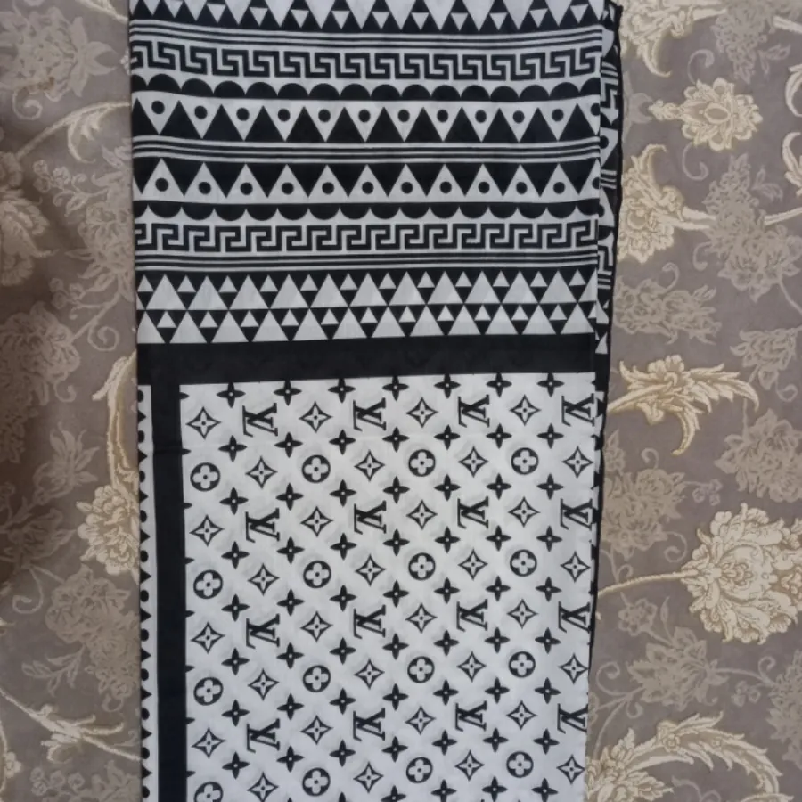 روسری قواره دار