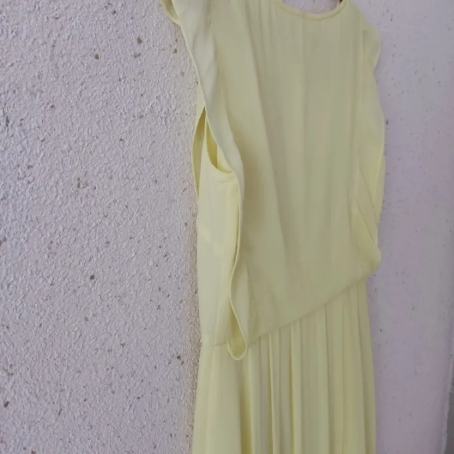 پیراهن زرد کره ای