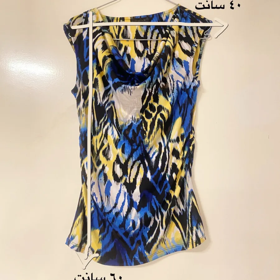 تاپ یقه شل