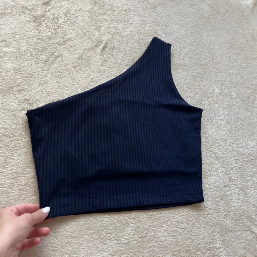 تاپ زنانه