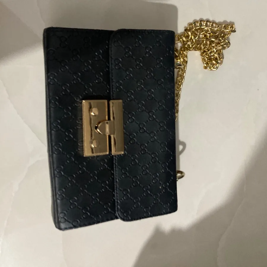 کیف زنانه کاملا سالم