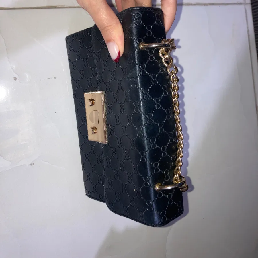 کیف زنانه کاملا سالم