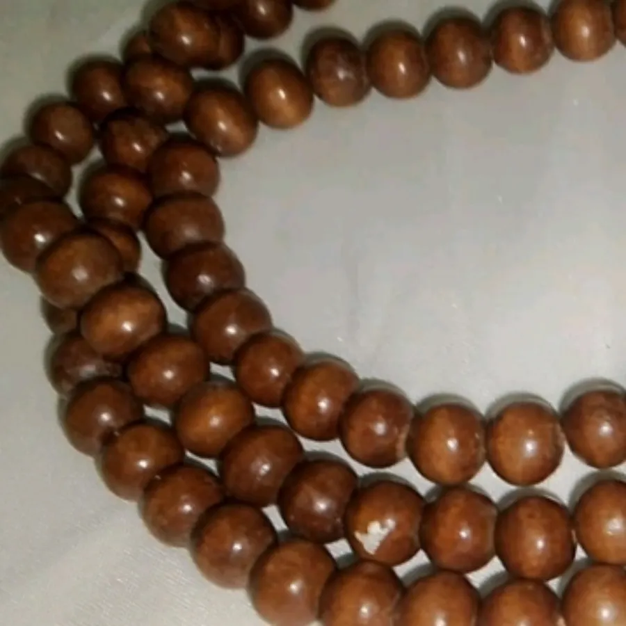 تسبیح چوبی حراج